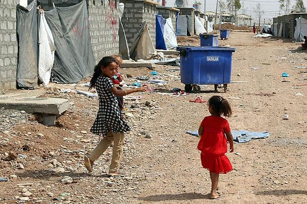 Çocuklar Musul'da risk altında