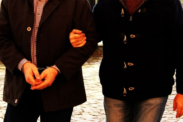 5 ilde FETÖ operasyonu: 22 gözaltı