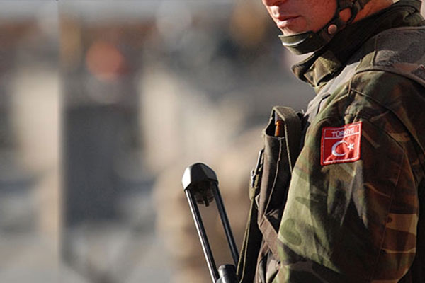 Erzincan'da 1 PKK'lı ölü, 1'i yaralı ele geçirildi