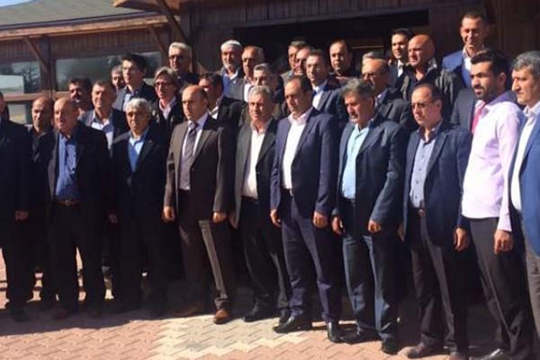 Ortaköy Kaymakamı'ndan muhtarlar için dernek şartı