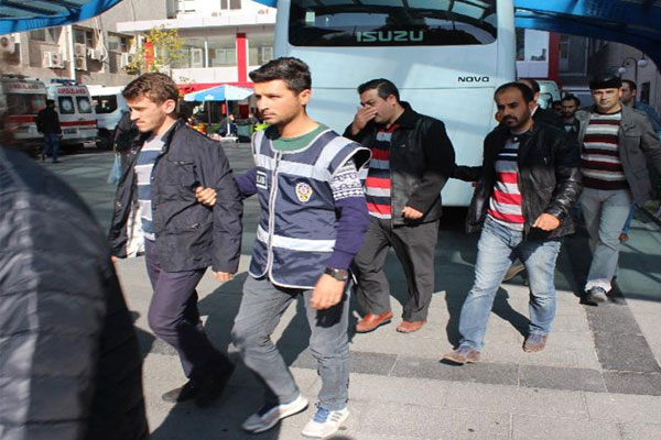 Karaman merkezli 20 ilde FETÖ operasyonu