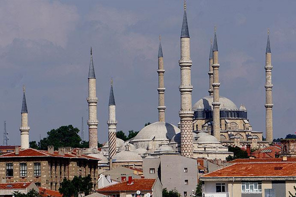 'Selimiye Cami'nin silüeti korunacak'