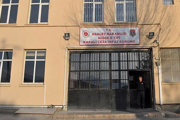 FETÖ'cülerden 'isyan' hazırlığı