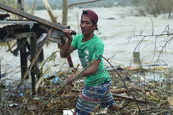 Haima tayfunu 8 can aldı