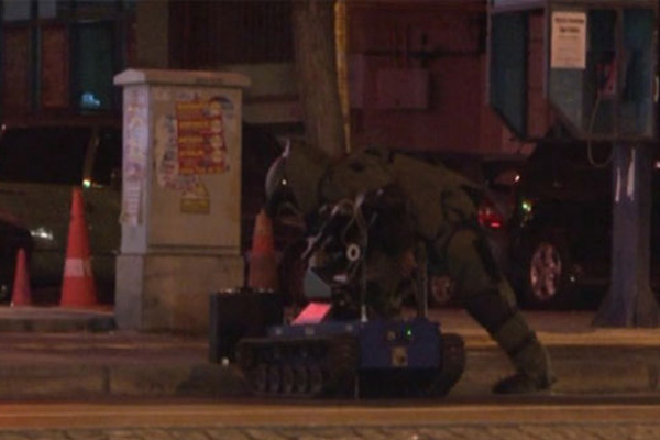 İzmir’de şüpheli paket paniği