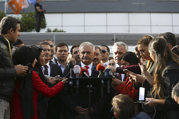 Başbakan'dan gündeme ilişkin açıklamalar