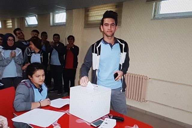 Vezirköprü Fen Lisesi'nde başkanlık seçimi yapıldı