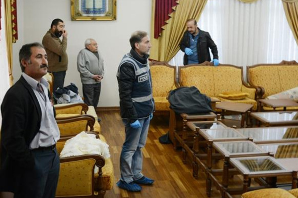 Gülen’in sağ kolunun villasına operasyon