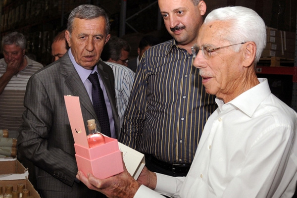 Eyüp Sabri Tuncer'in patronu vefat etti