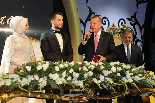 Erdoğan nikah şahidi oldu