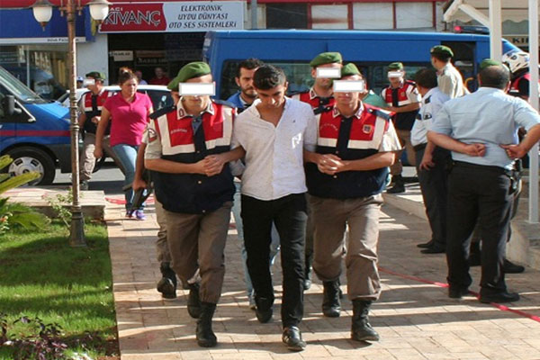 Sosyal medyada PKK propagandasına 7 gözaltı