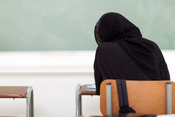 Dağıstan'da 18 başörtülü öğrenci gözaltında