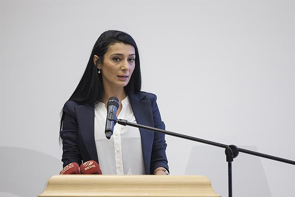 Başkanlık sistemi Türkiye'ye anlatılacak