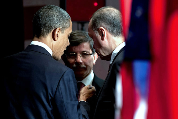 Erdoğan ve Davutoğlu, Obama’ya hangi hediyeleri verdi?