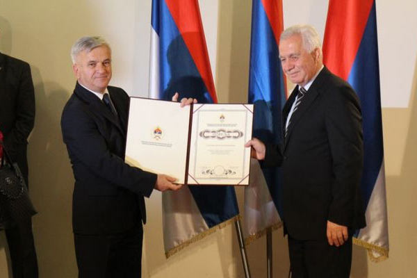 Sırplar'dan savaş suçlularına 'teşekkür'