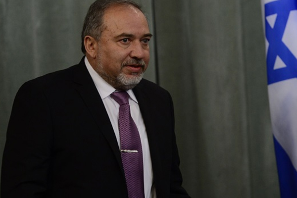 Lieberman: Gazze'yi tamamen yok edeceğiz