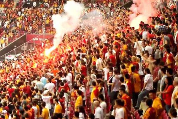 Galatasaray taraftarının bilet isyanı