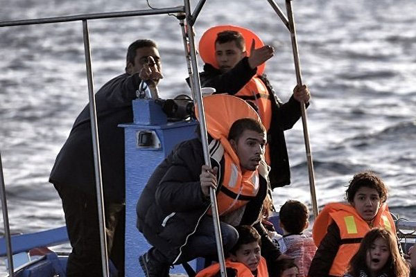 FETÖ'cülerden 'göçmen' oyunu