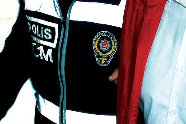 Belediye başkanı FETÖ'den tutuklandı