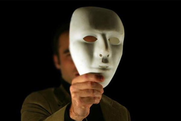 Yalan söyledikçe kolaylaşıyor