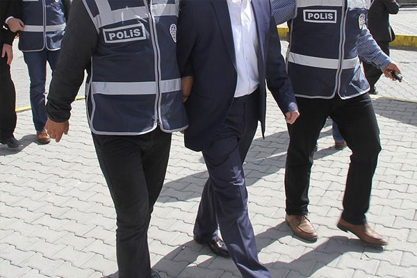 Van Yüzüncü Yıl Üniversitesi'nde 34 gözaltı