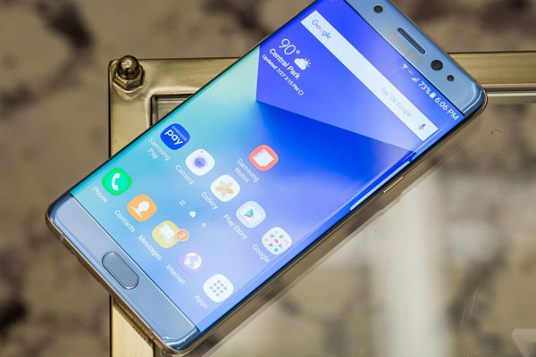 Havaalalarında Note 7 destek noktası