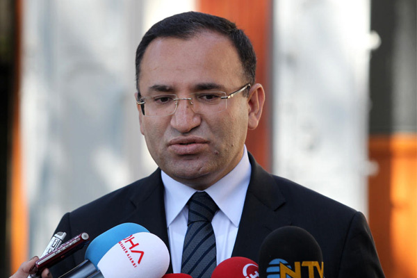 Bozdağ: ABD Gülen'i iade etmezse...