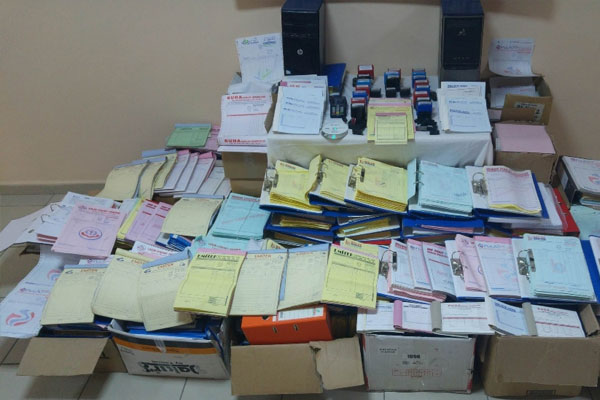 Diyarbakır’da ‘naylon fatura’ çetesi çökertildi
