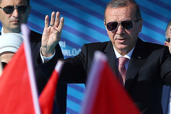 Rus politikacı Jirinovski: Erdoğan giderse, Türkiye dağılır