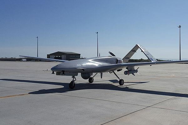 Kara Kuvvetleri'ne 16 yeni milli İHA