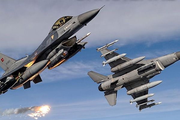 Diyarbakır'da PKK'ya hava harekatı