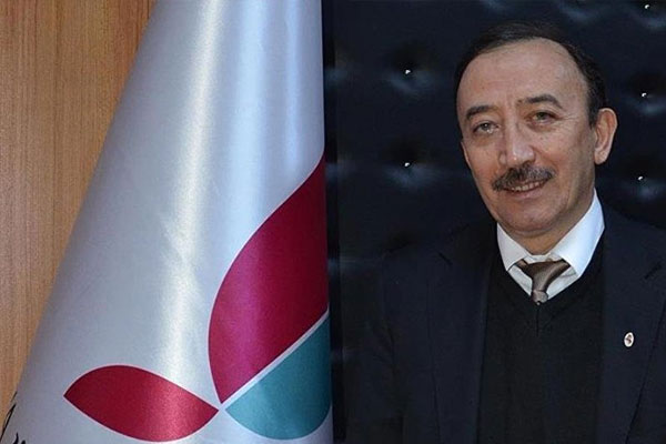 Eski rektör FETÖ'den tutuklandı