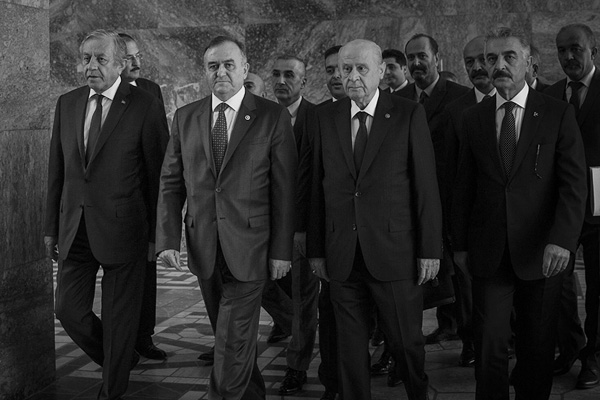 'MHP ‘evet’ derse ne olur? ‘Hayır’ derse ne olur?'