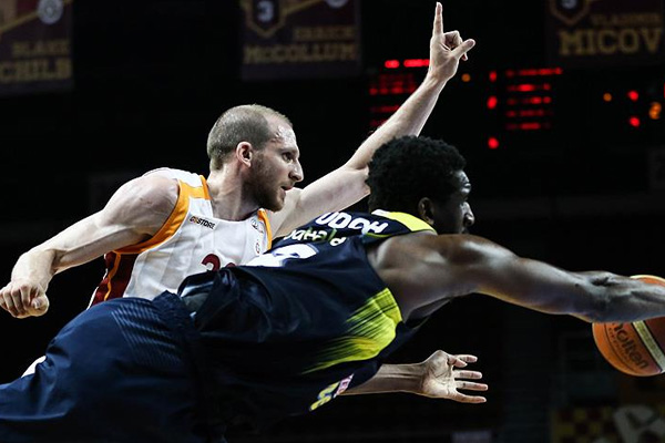 Potada Fenerbahçe Galatasaray derbisi