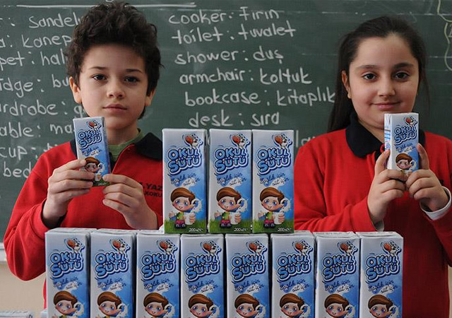 Okul sütü ihalesi yapıldı