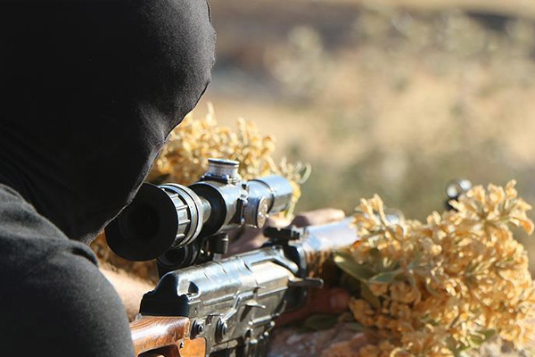 İranlı komutan Suriye'de öldürüldü