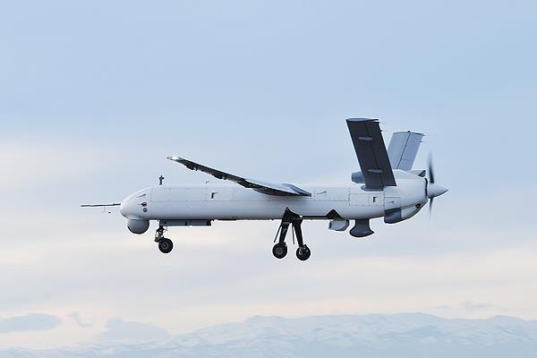 Pakistan Başbakanı: Türkiye ile askeri teçhizat üretebiliriz