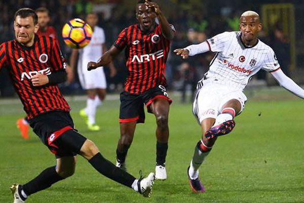 Beşiktaş'a Gençler çelmesi