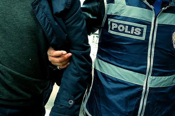 7 ilde 'bilirkişi' operasyonu: 25 gözaltı