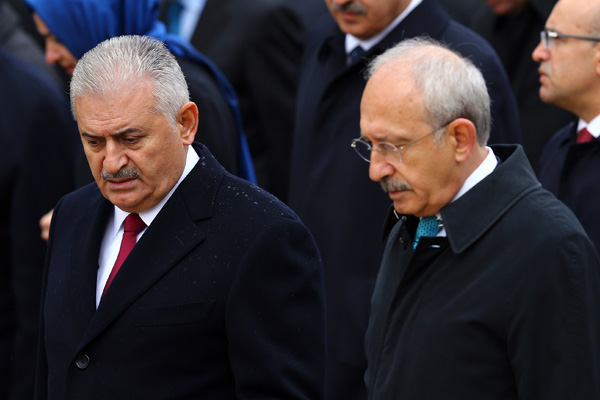 Yıldırım ve Kılıçdaroğlu yan yana yürüdü