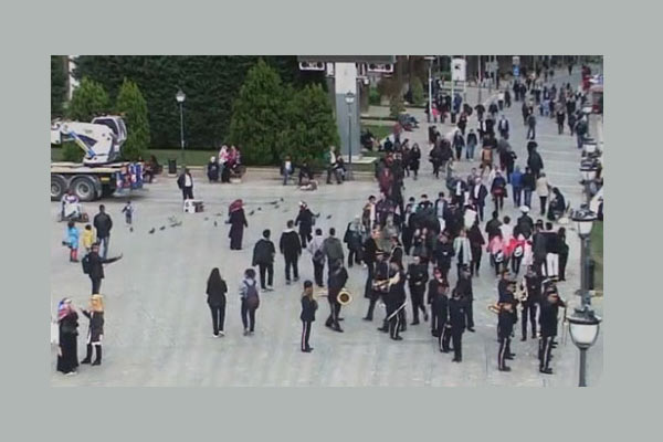 İzmir'de cuma namazında provokasyon