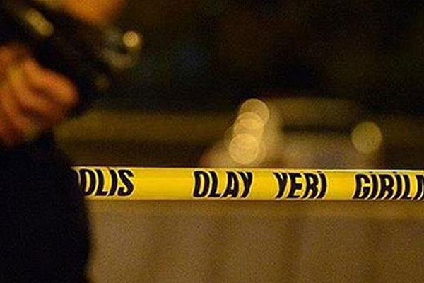 AK Parti ilçe binasına saldırı