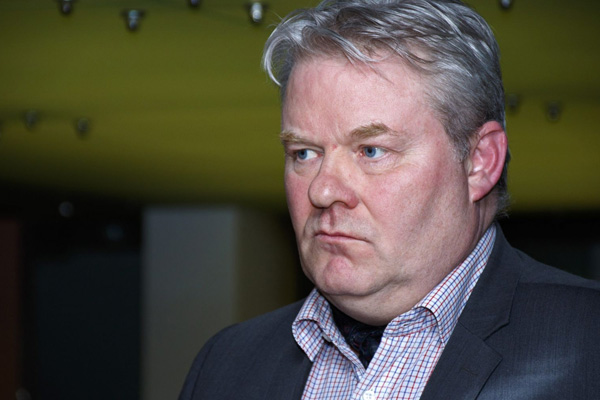 İzlanda Başbakanı istifa etti