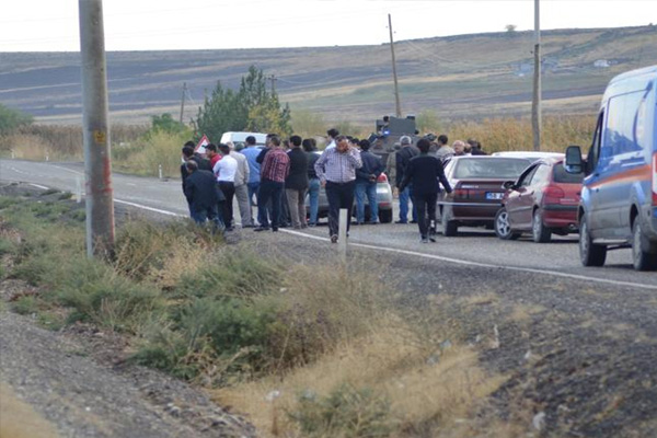 Yol kenarına tuzaklanan patlayıcı imha edildi