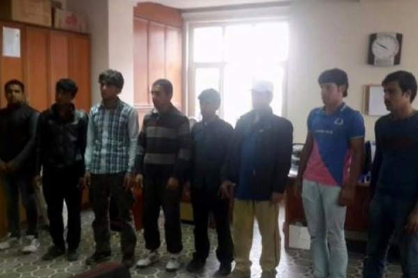 Afganistan uyruklu 8 kaçak yakalandı