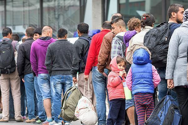 Kanada 300 bin göçmen alacak