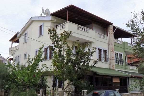 Dolandırıcılıkta son nokta! Kendi evini satın aldı