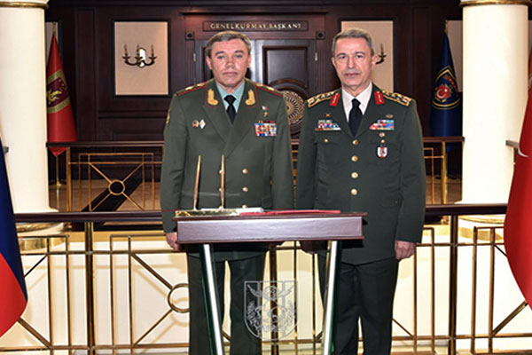 Rus ve Türk Genelkurmay Başkanları görüşmesine 'Suriye' mesajı