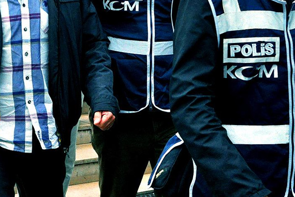 Balıkesir'de 18 sağlık çalışanı tutuklandı