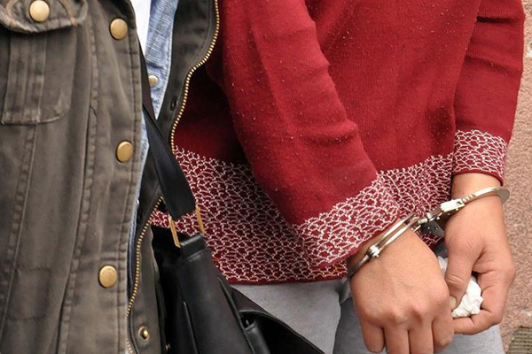 FETÖ’nün ‘il ablaları'na operasyon: 1 kişi tutuklandı